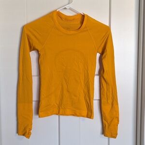 Lululemon Swiftly Tech Long Sleeve - Deep Goldenrod sz 0